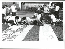 [Passeata durante a intervenção na UNICAMP]